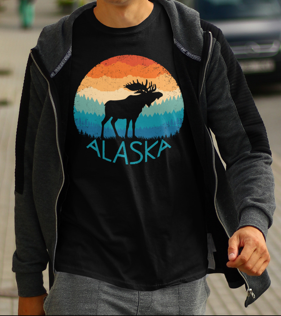 Alaska Retro Moose Vintage Mountain State Sunset Scene T-Shirt