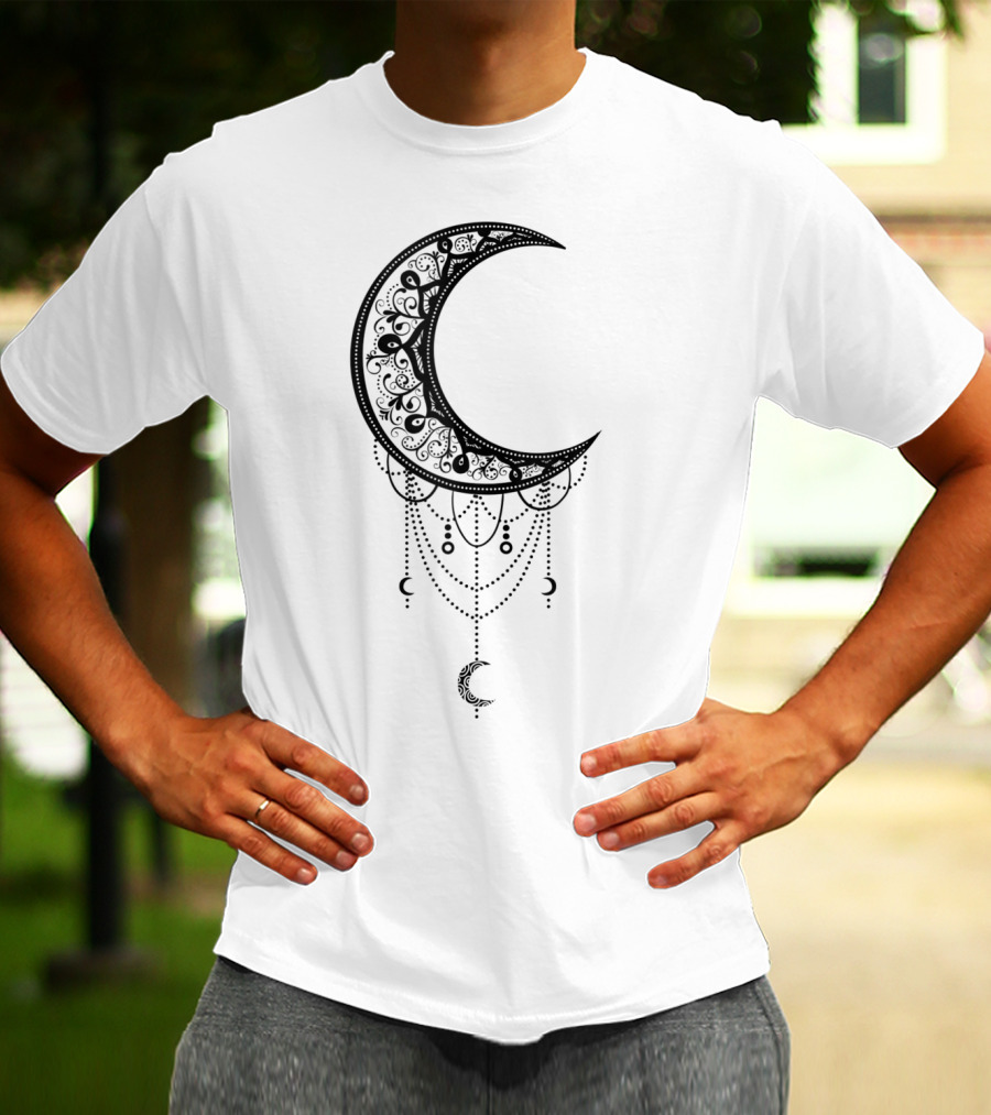 Beautiful Black Crescent Moon Dreamcatcher Design With Intricate Patterns And Hanging Beads T-Shirt