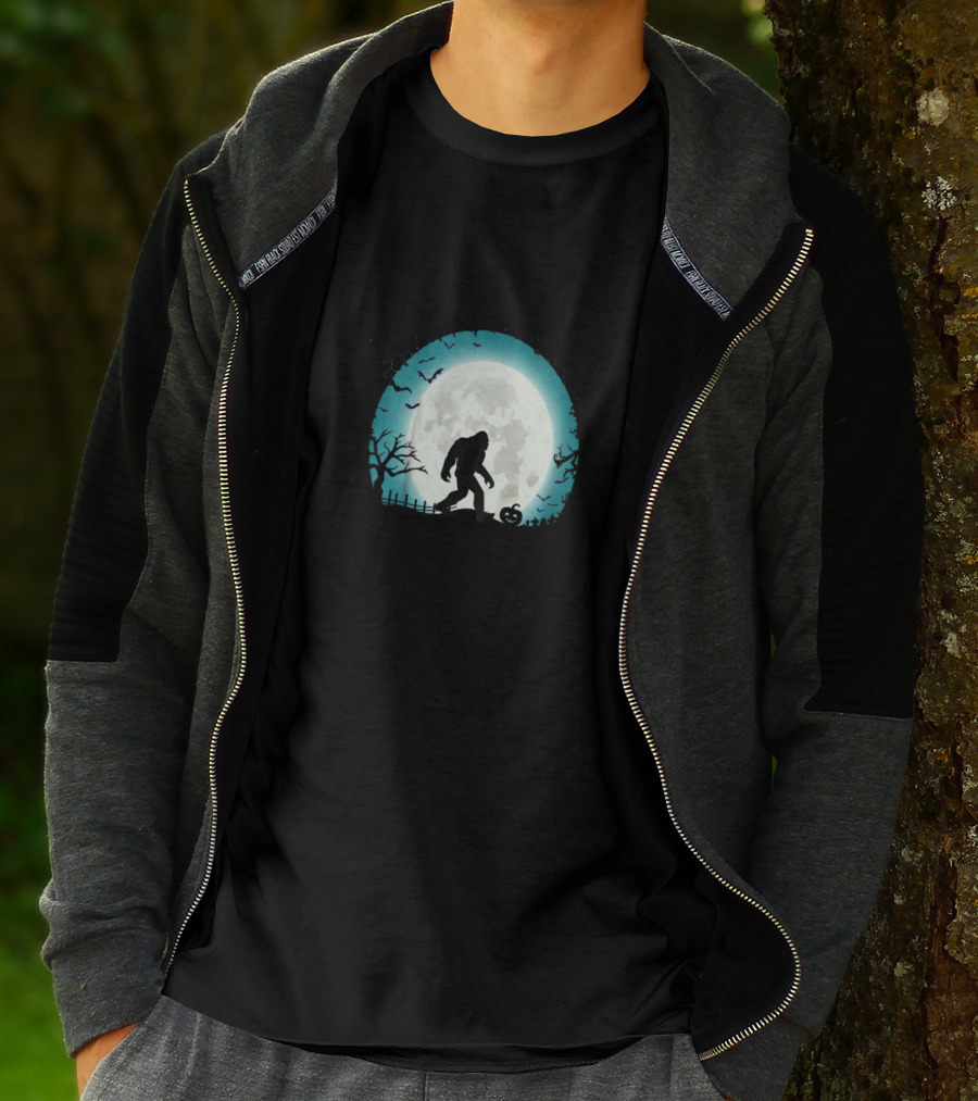 Halloween Bigfoot Silhouette With Full Moon And Bats Scene T-Shirt