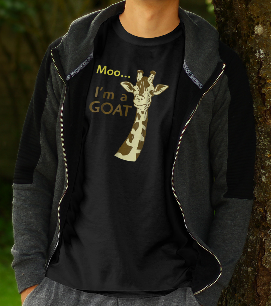 Moo I'm A Goat Giraffe With Confusing Humor T-Shirt