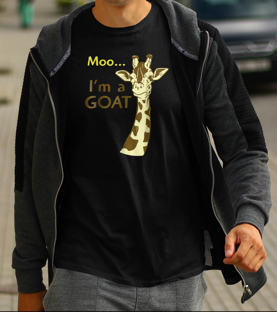 Moo I'm A Goat Giraffe With Confusing Humor T-Shirt