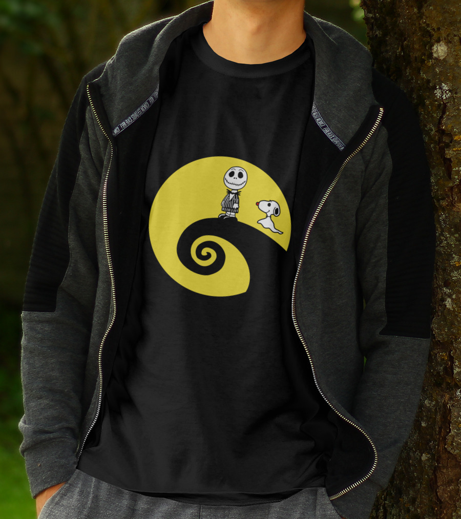 Jack Skellington And Snoopy Crossover In The Peanuts Movie Halloween Scene T-Shirt