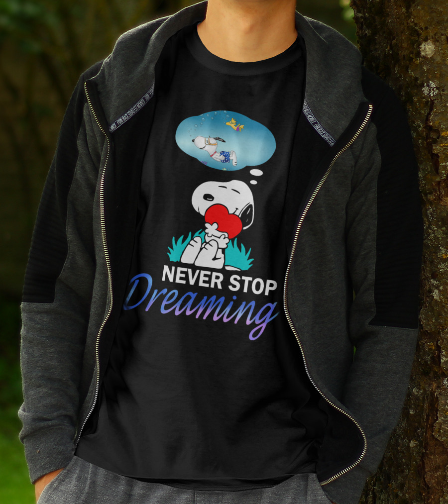 Never Stop Dreaming Snoopy Hugging Red Heart With Woodstock The Peanuts Movie T-Shirt