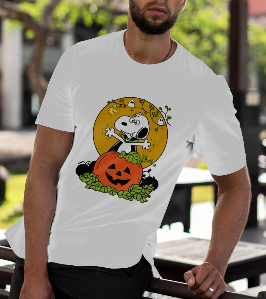 Pumpkin Halloween Snoopy Vampire Peanuts Movie Ghosts Jack-O'-Lantern T-Shirt