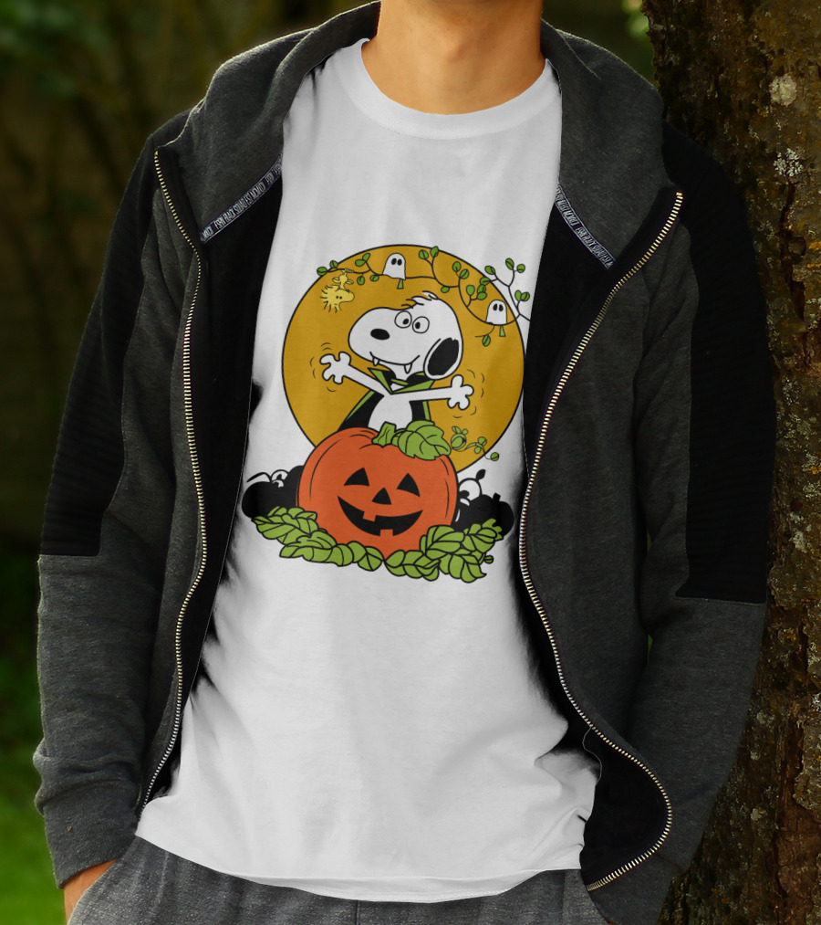 Pumpkin Halloween Snoopy Vampire Peanuts Movie Ghosts Jack-O'-Lantern T-Shirt