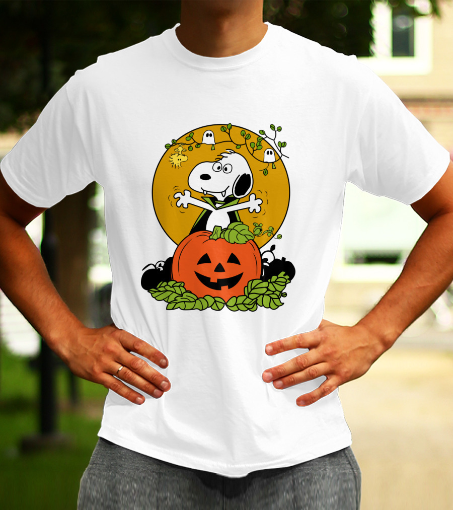Pumpkin Halloween Snoopy Vampire Peanuts Movie Ghosts Jack-O'-Lantern T-Shirt