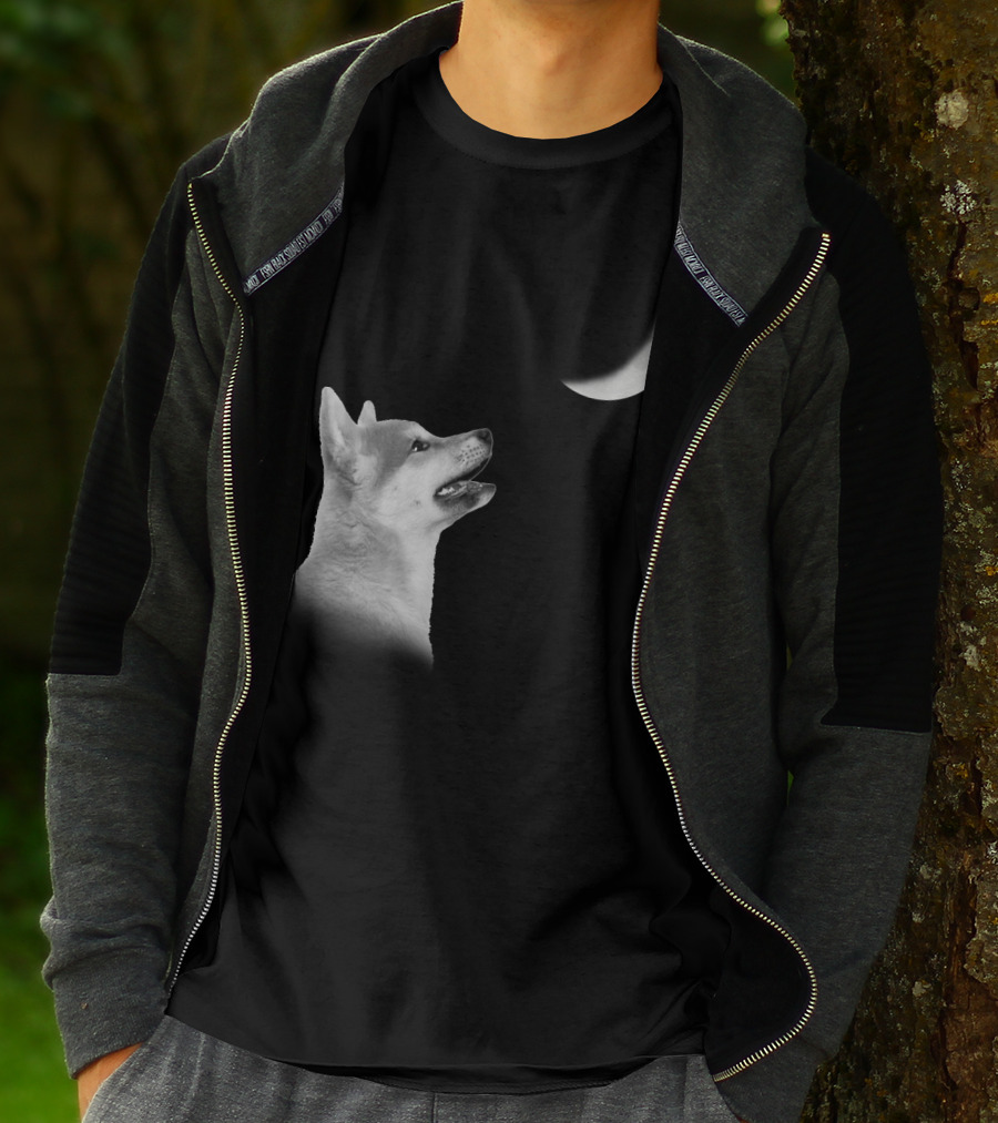 Akita Moonlight Lunar Gaze T-Shirt