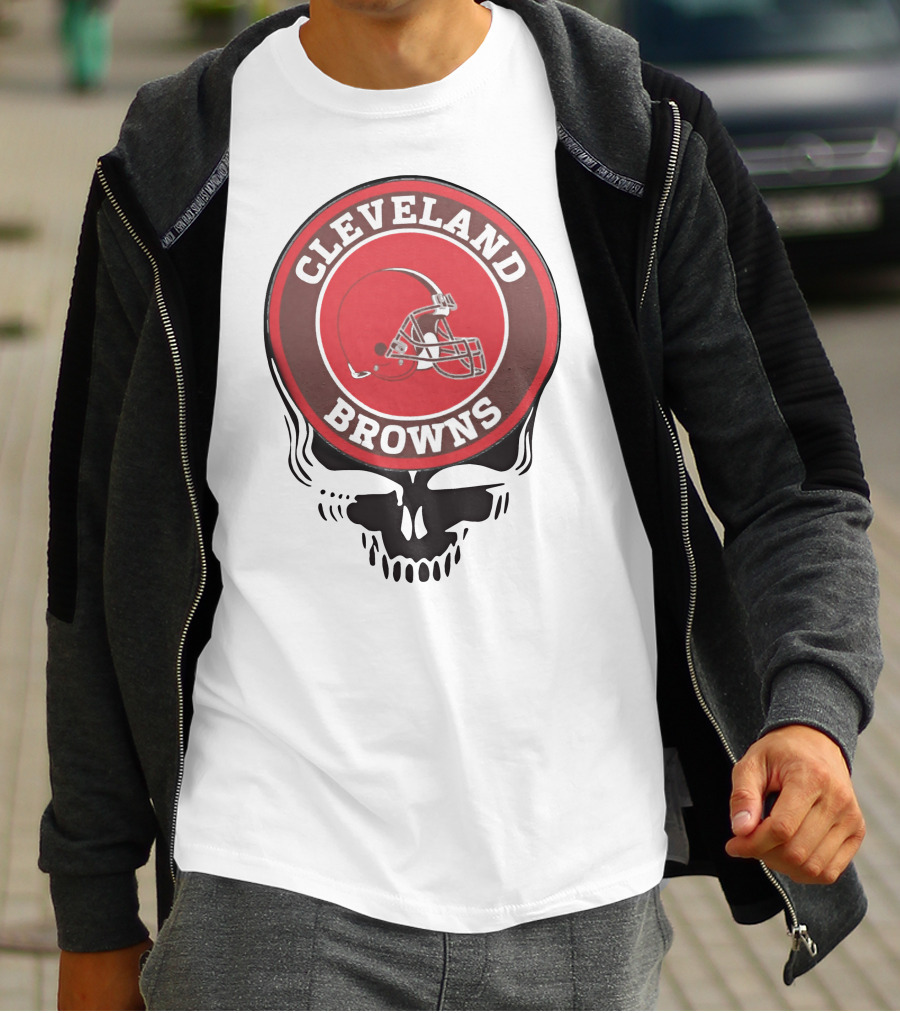 Cleveland Browns Football Helmet Skull T-Shirt