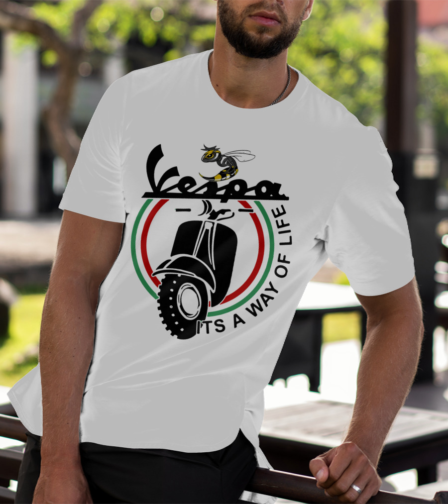 Vespa It's A Way Of Life With Bee And Scooter T-Shirt