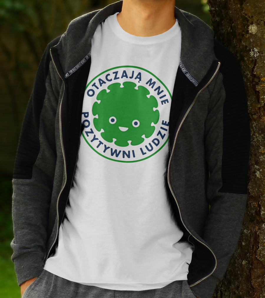 Otaczają Mnie Pozytywni Ludzie Green Smiley Puzzle Face T-Shirt