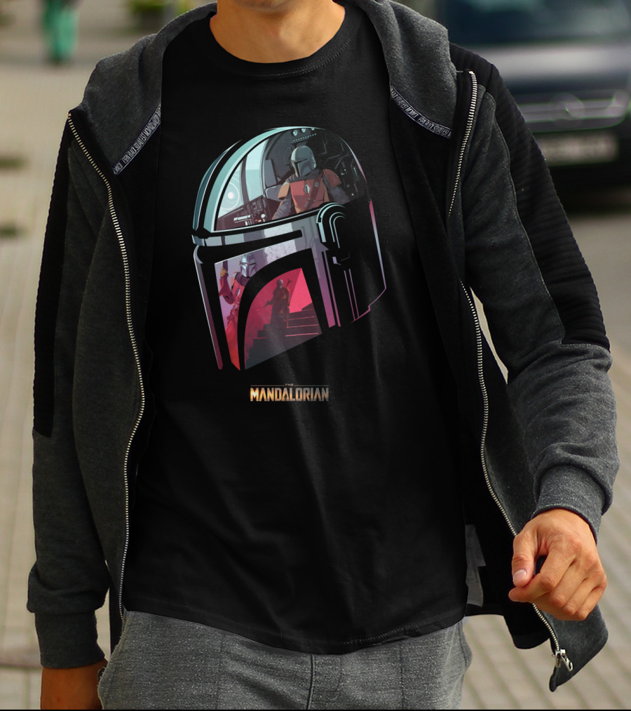 The Mandalorian Helmet Reflection Scene T-Shirt