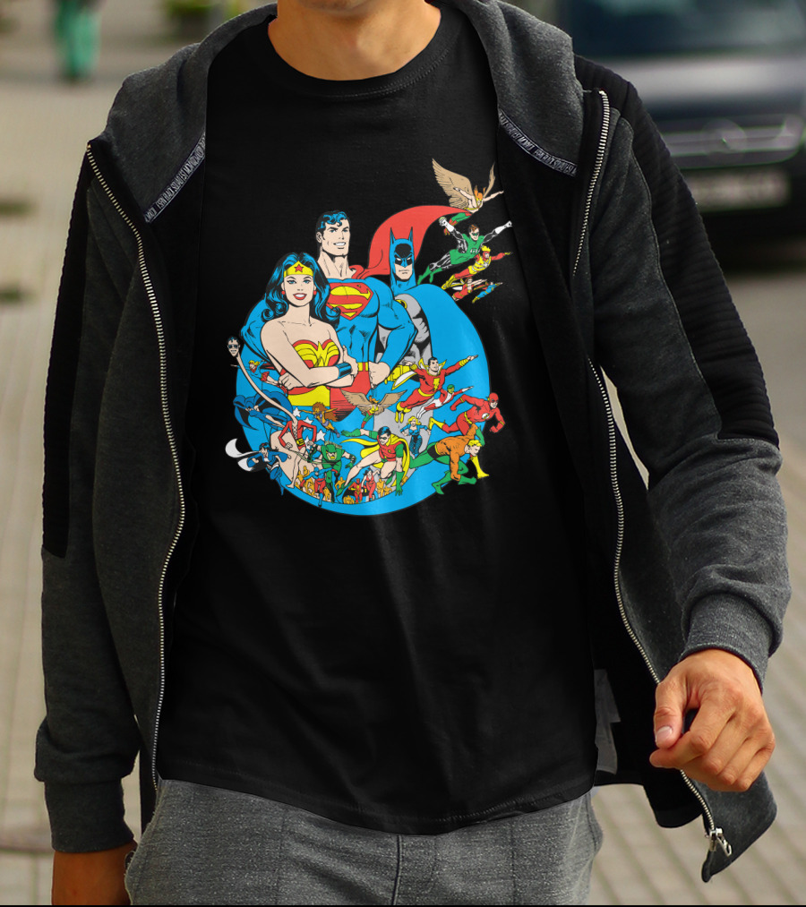 DC Comics Justice League Superman Batman Wonder Woman Flash Green Lantern Aquaman Hawkman Robin Green Arrow T-Shirt