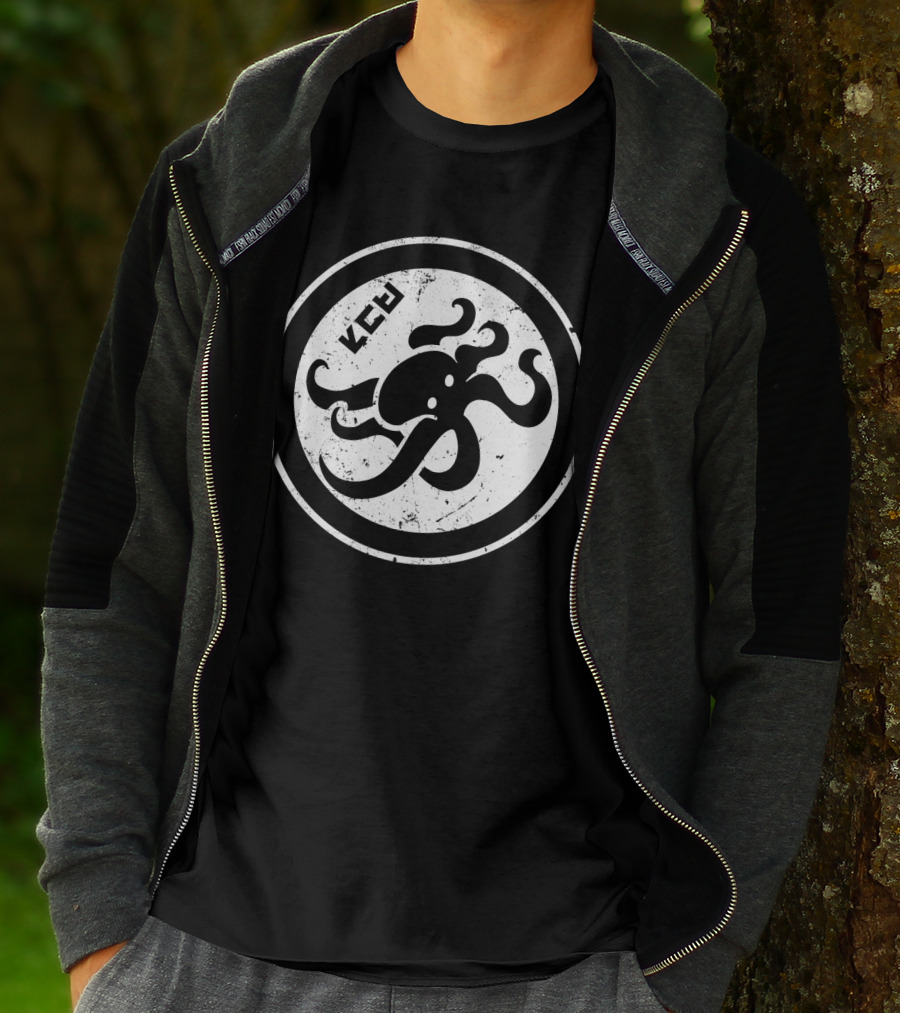 Splatoon-Inspired Octopus Emblem With Inkling Script Circle T-Shirt