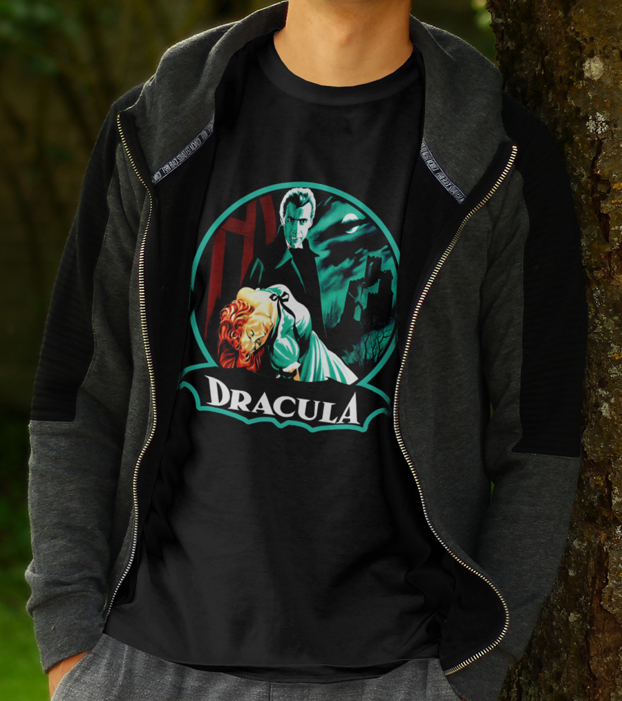 Dracula Bela Lugosi Vintage Horror Gothic Castle Dark Moonlit Night T-Shirt