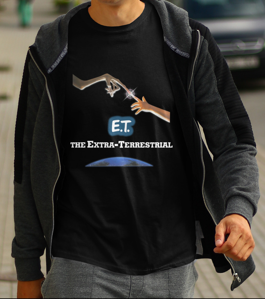 E.T. The Extra-Terrestrial Iconic Finger Touch And Earth T-Shirt