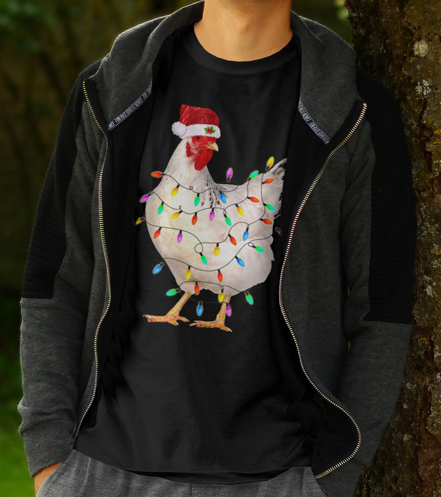 CHICKEN LIGHT CHRISTMAS SANTA HAT STRING LIGHTS T-Shirt