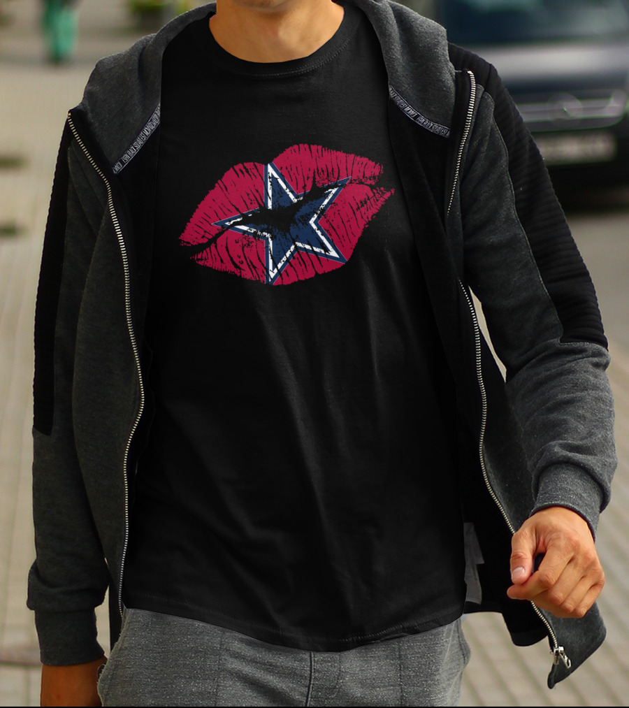 Dallas Cowboys Lips Star Background Black Red Blue T-Shirt