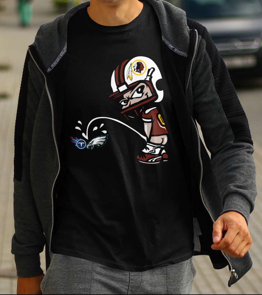 Washington Redskins Football Rivalry Titans Eagles Helmet T-Shirt