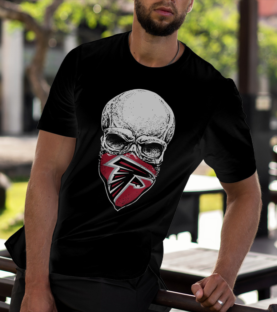 Atlanta Falcons Skull Bandana T-Shirt