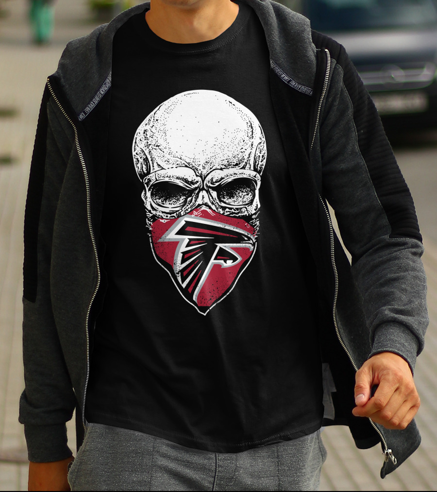 Atlanta Falcons Skull Bandana T-Shirt