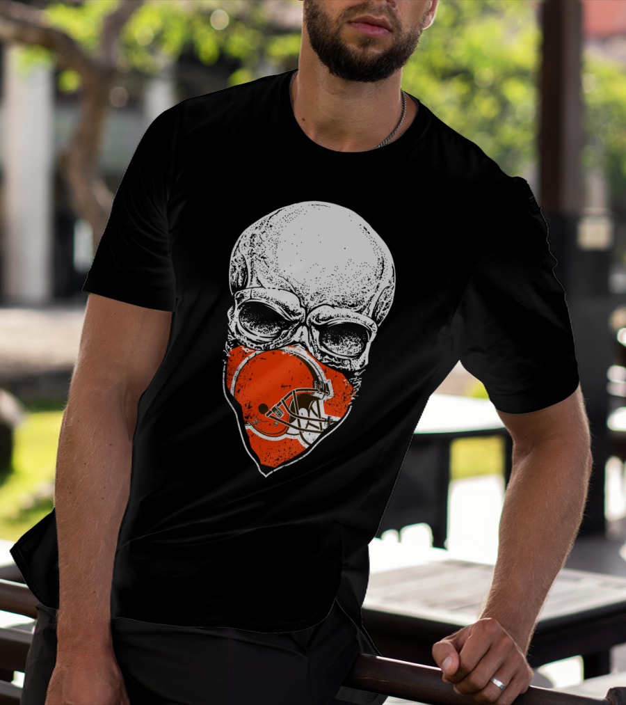 Cleveland Browns Skull With Helmet T-Shirt