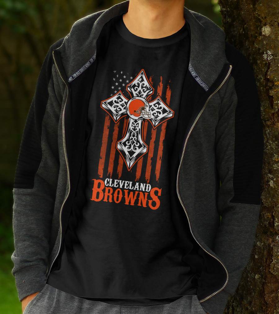 Cleveland Browns Cross And Helmet American Flag T-Shirt