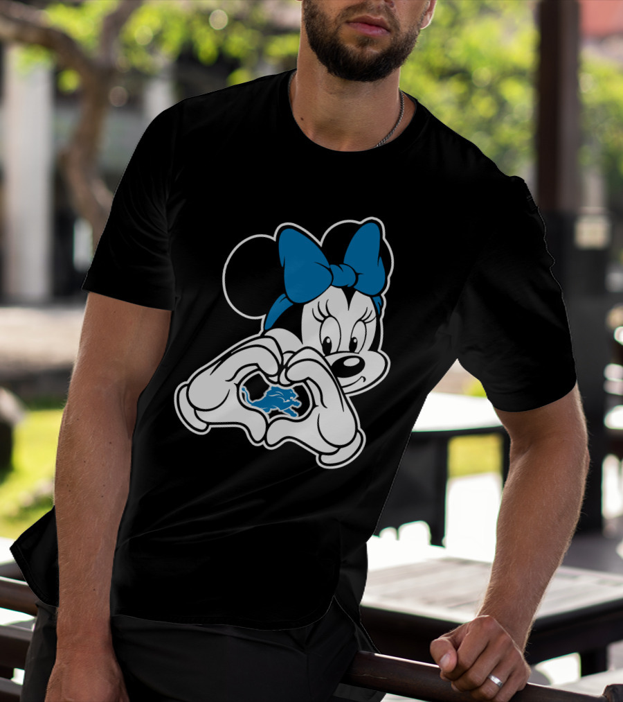 Detroit Lions Minnie Mouse Heart Hands T-Shirt