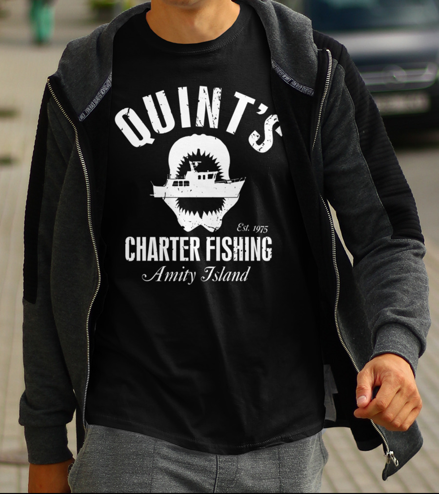 QUINT'S CHARTER FISHING AMITY ISLAND GREAT WHITE SHARK EST. 1975 T-Shirt