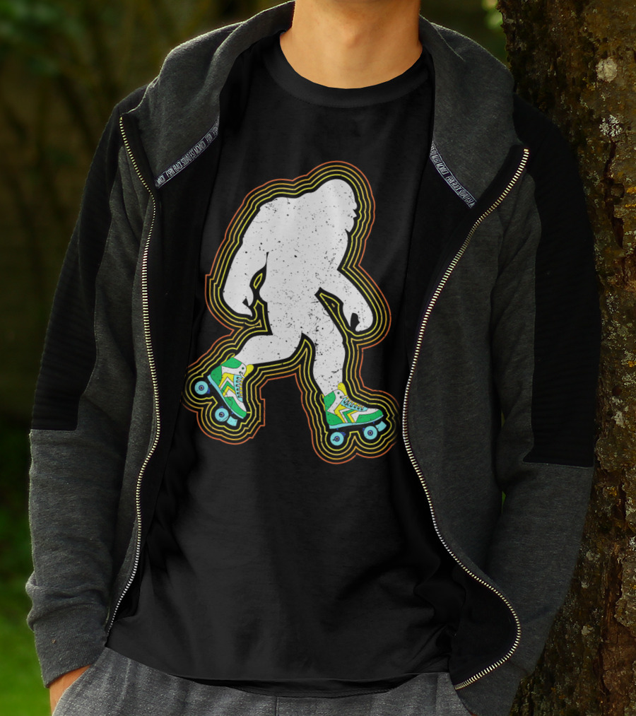 Bigfoot Roller Skates Sasquatch Vintage Style Retro Skating Vibe T-Shirt