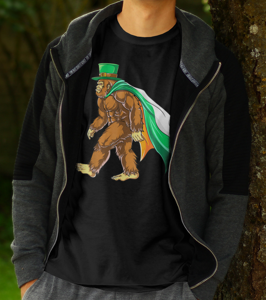 Bigfoot St Patricks Day Boys Leprechaun Irish Flag Sasquatch T-Shirt