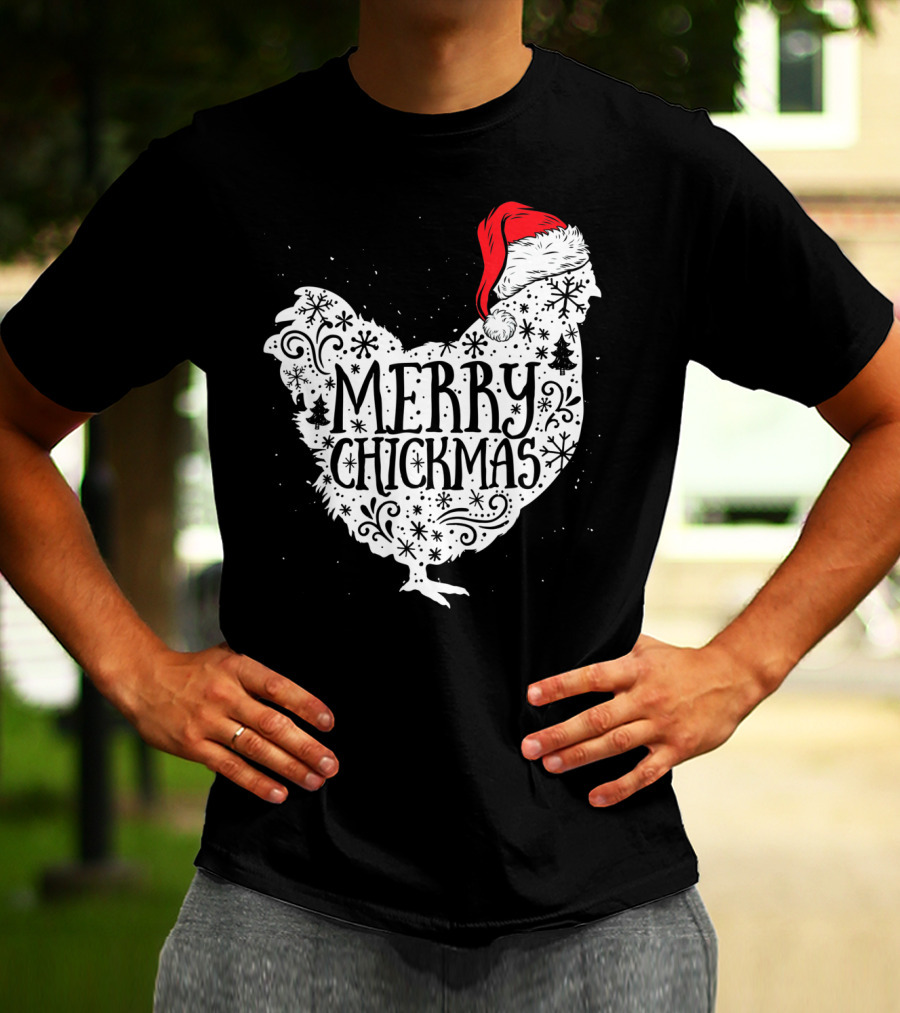 Merry Chickmas Chicken With Santa Claus Hat T-Shirt