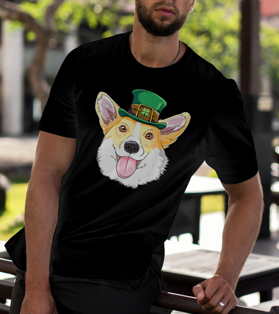 Lucky Corgi With Leprechaun Hat And Shamrock Charm T-Shirt