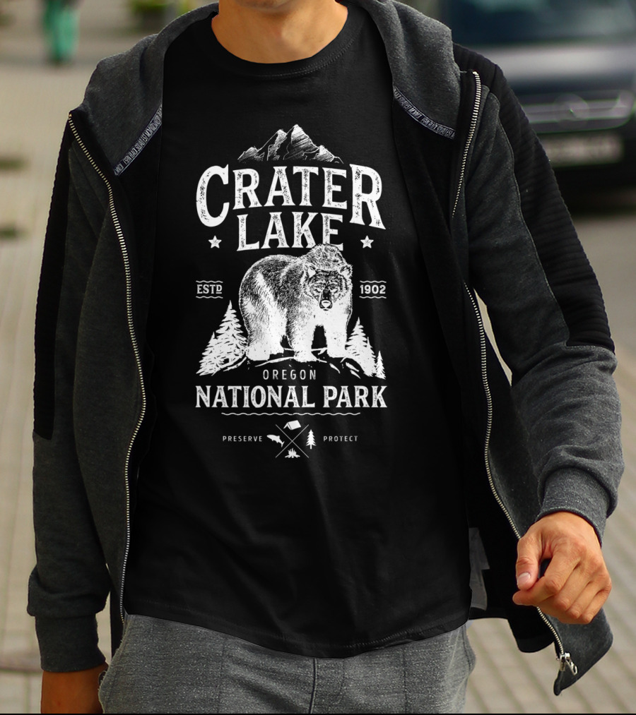Crater Lake National Park Oregon Bear Preserve Protect Estd 1902 T-Shirt