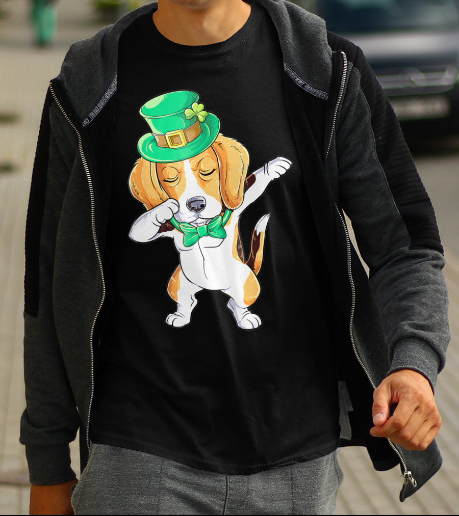 Dabbing Beagle In St Patricks Day Leprechaun Hat And Bowtie T-Shirt