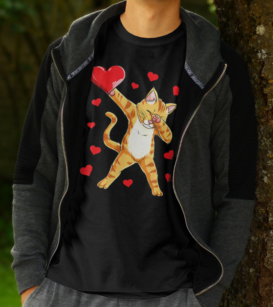 Cute Dabbing Cat With Hearts For Valentine's Day Kitten Lovers T-Shirt