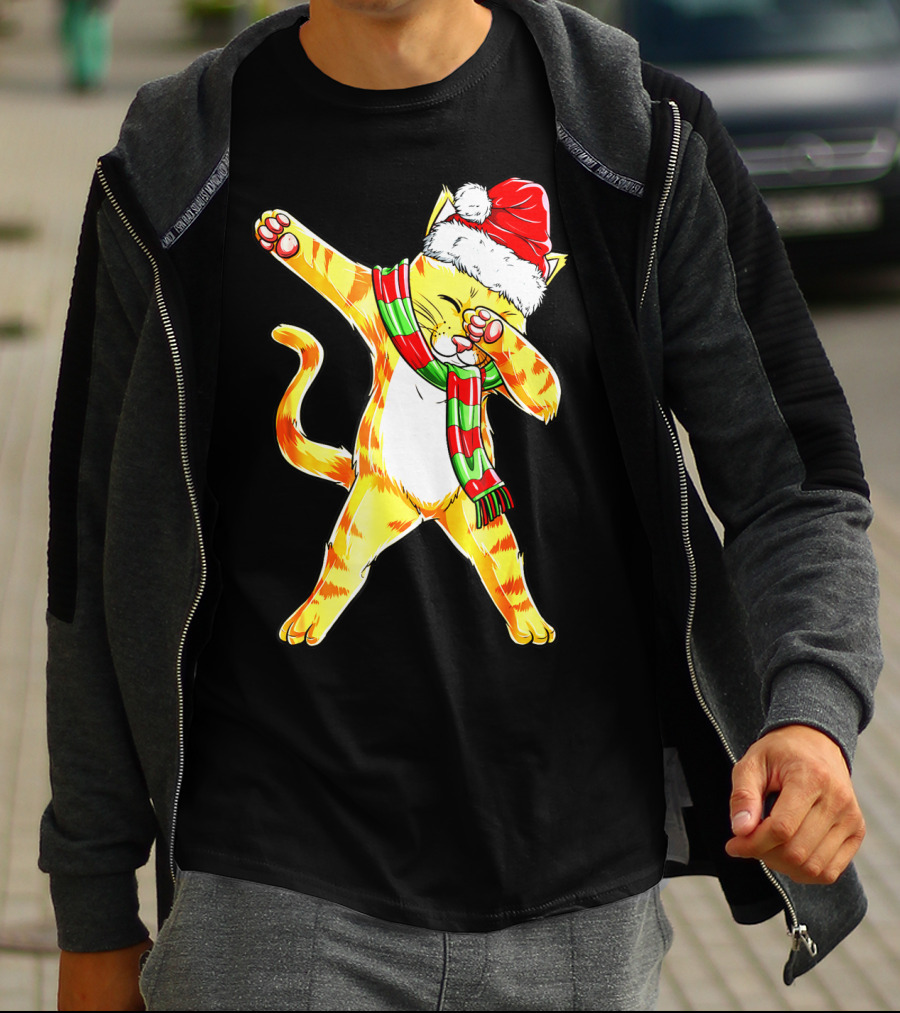 Dabbing Cat Santa With Festive Hat And Scarf T-Shirt