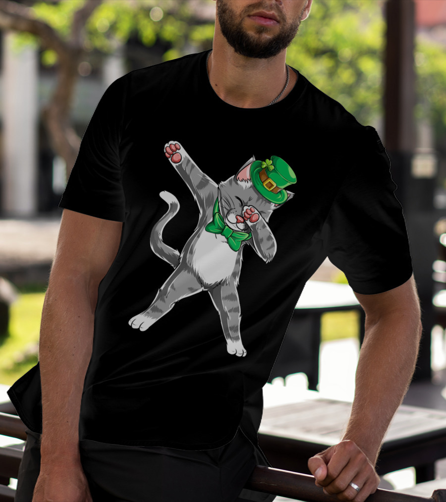 Dabbing Cat Leprechaun St Patricks Day T-Shirt