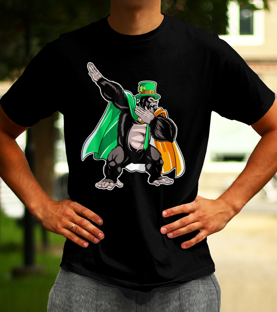 Dabbing Gorilla St Patricks Day Men Leprechaun Irish Cape T-Shirt