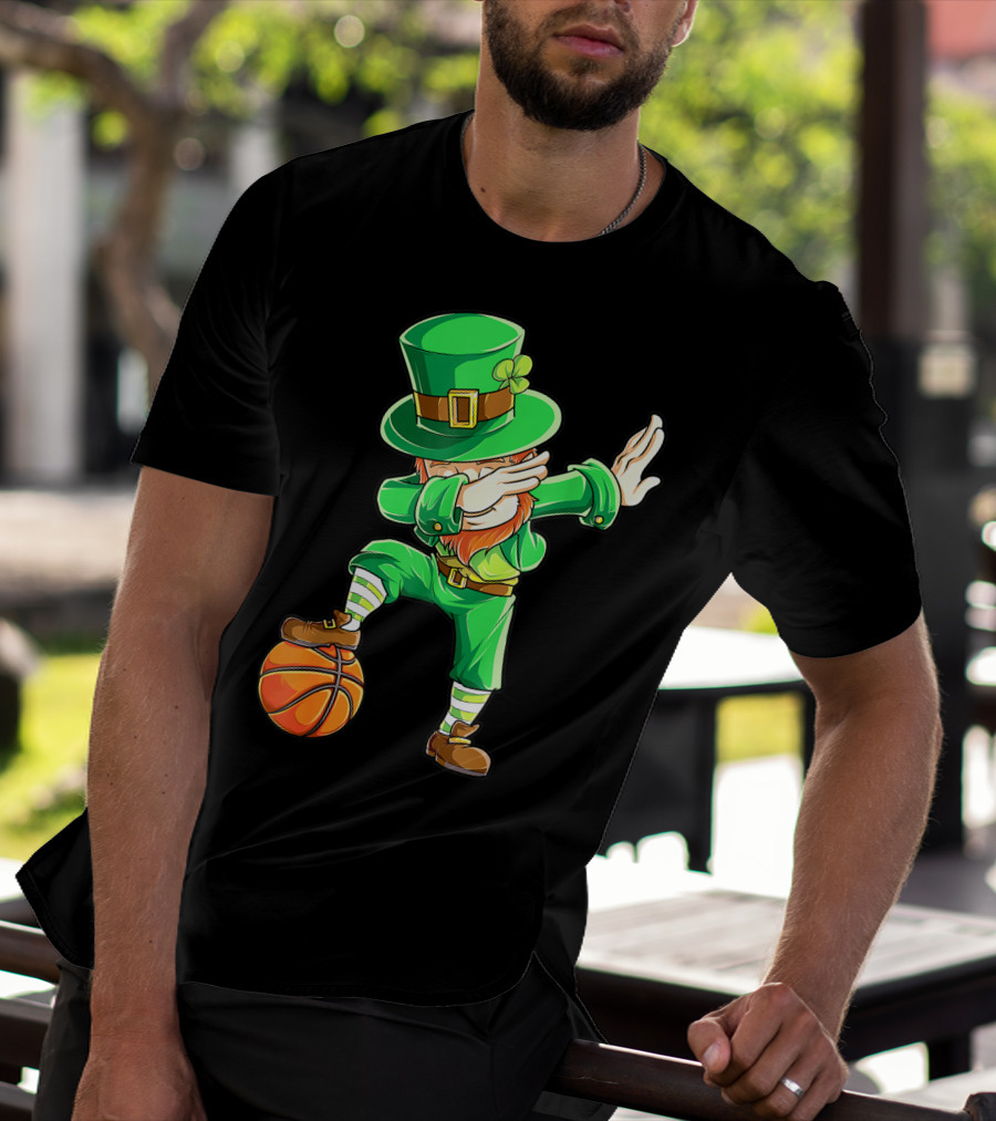 Dabbing Leprechaun On Basketball St. Patrick's Day Fun T-Shirt