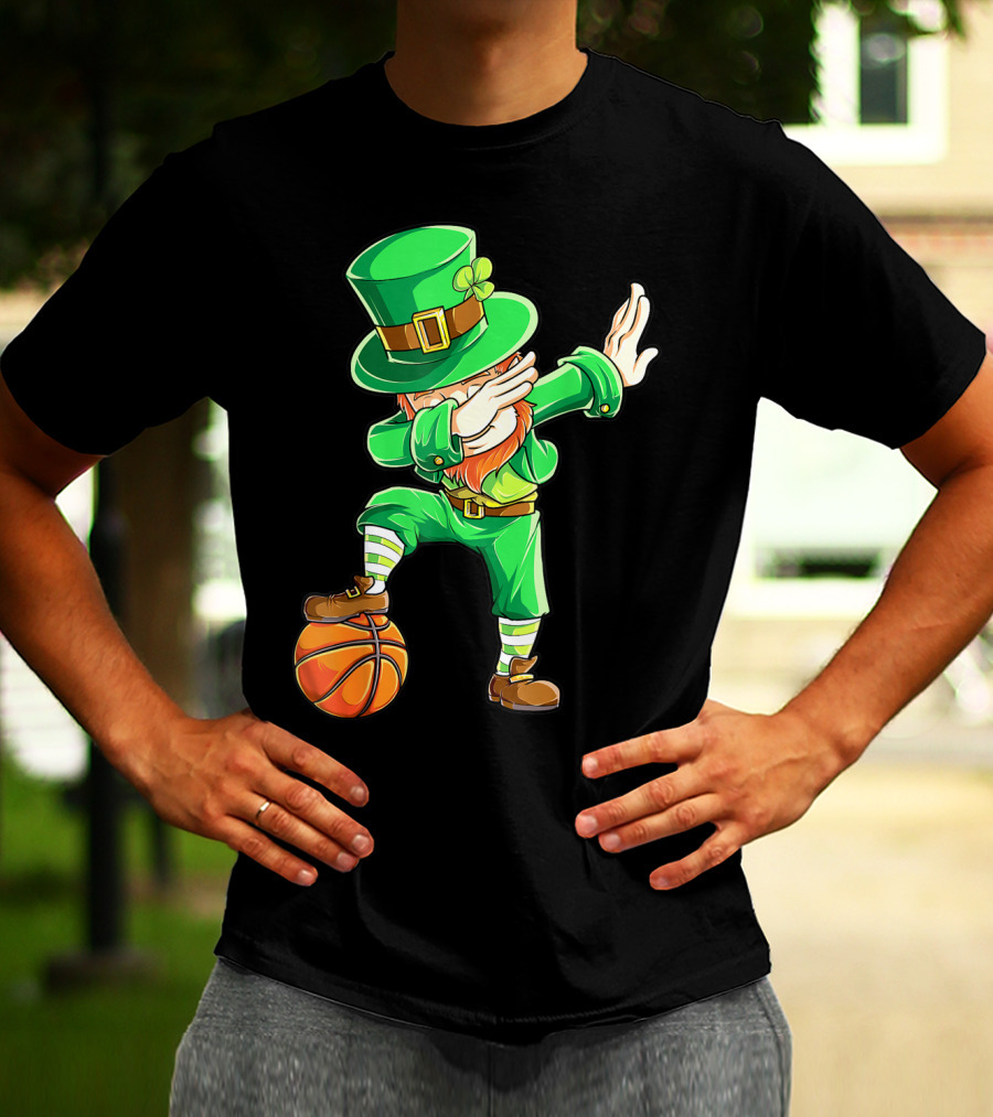 Dabbing Leprechaun On Basketball St. Patrick's Day Fun T-Shirt