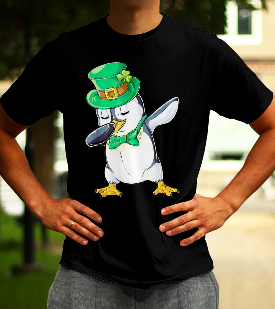 Dabbing Penguin St Patricks Day Leprechaun Hat And Bow Tie T-Shirt