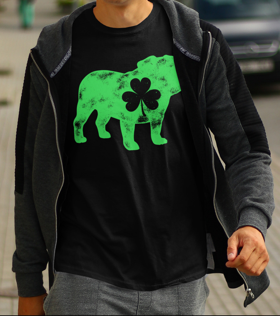 English Bulldog Shamrock St Patricks Day Men Dog T-Shirt