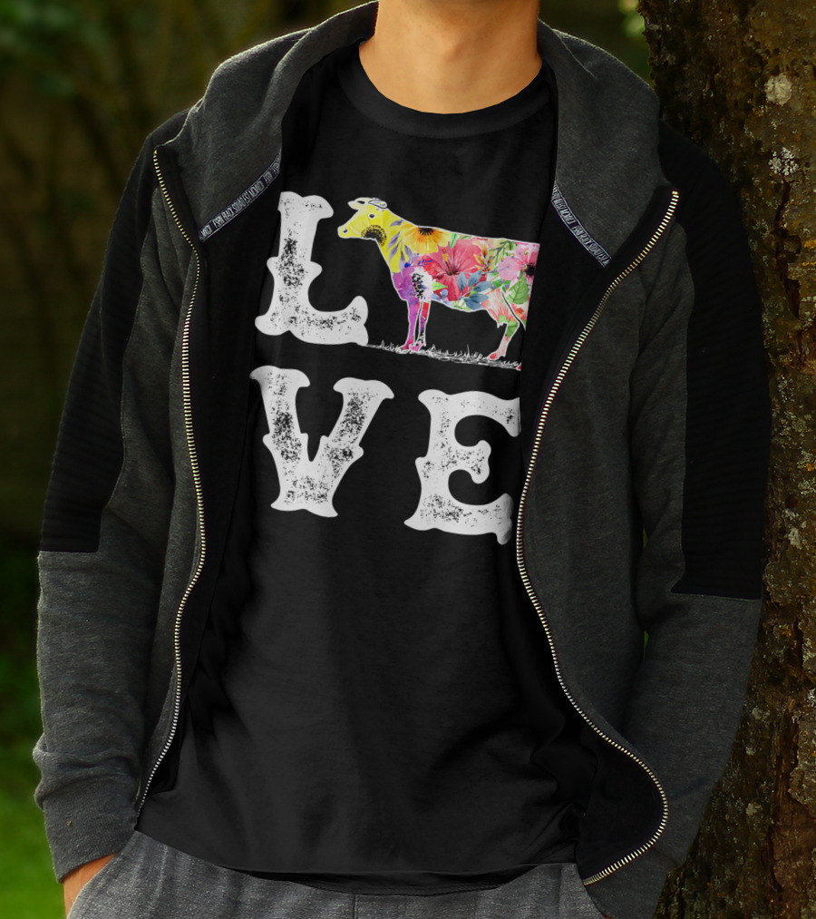 LOVE I Love Cows Funny Cow Lover Women Men Dairy Farmer Farm T-Shirt