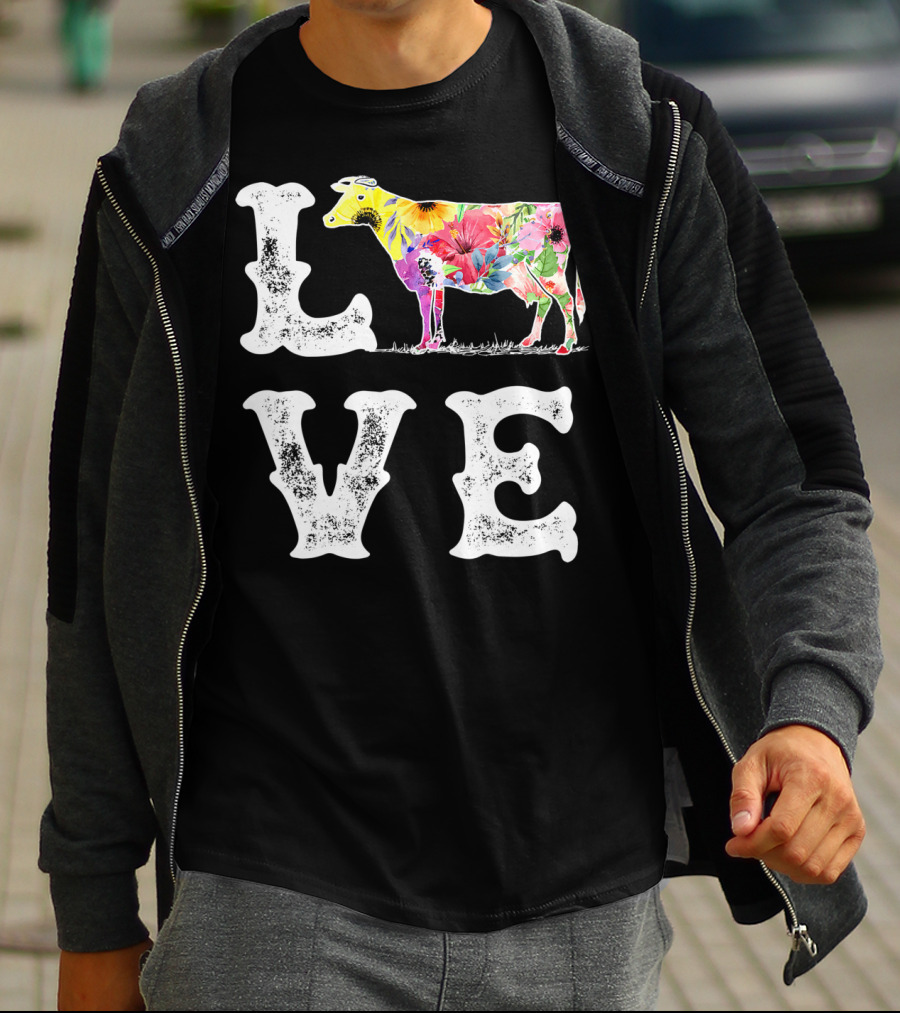 LOVE I Love Cows Funny Cow Lover Women Men Dairy Farmer Farm T-Shirt