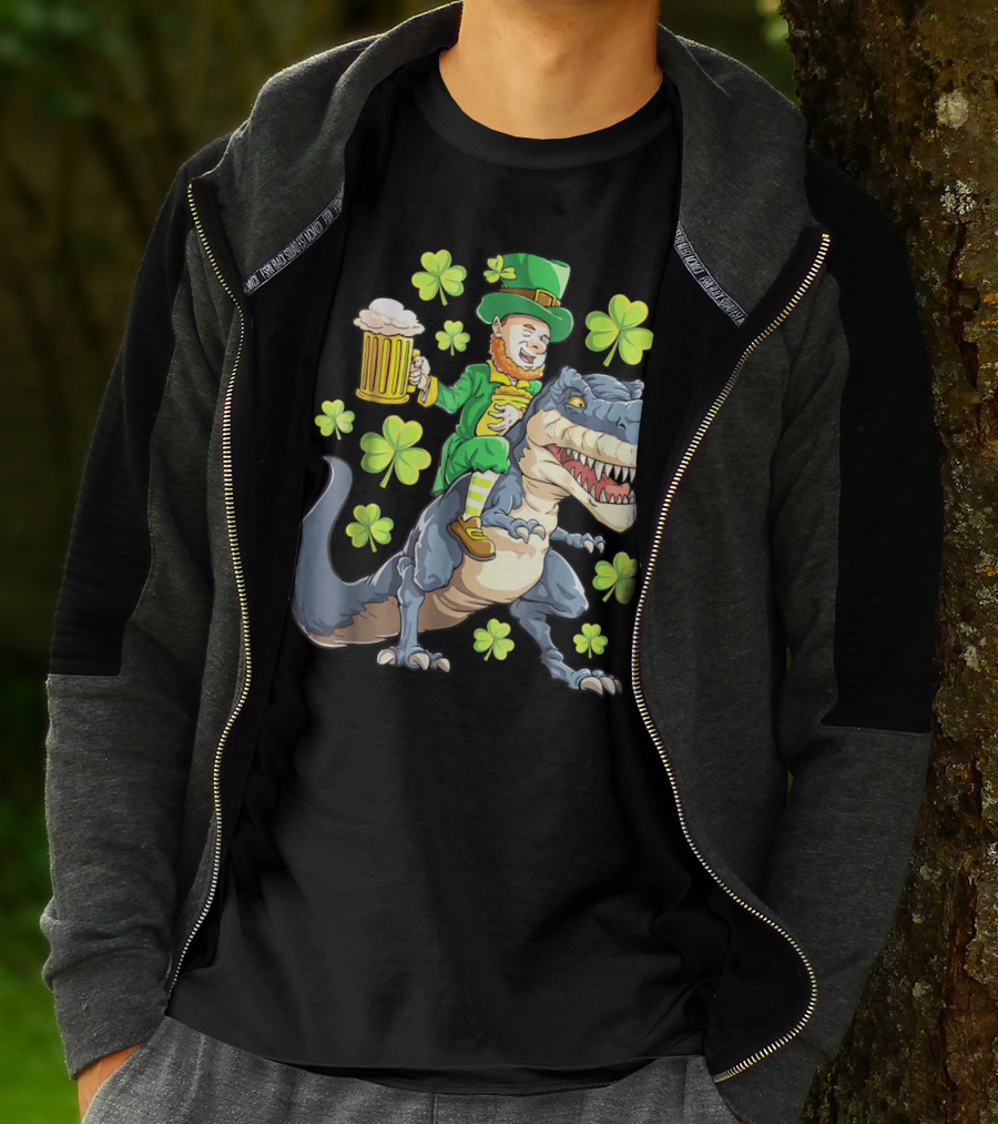 St Patricks Day Leprechaun Riding Dinosaur With Shamrocks And Beer T-Shirt