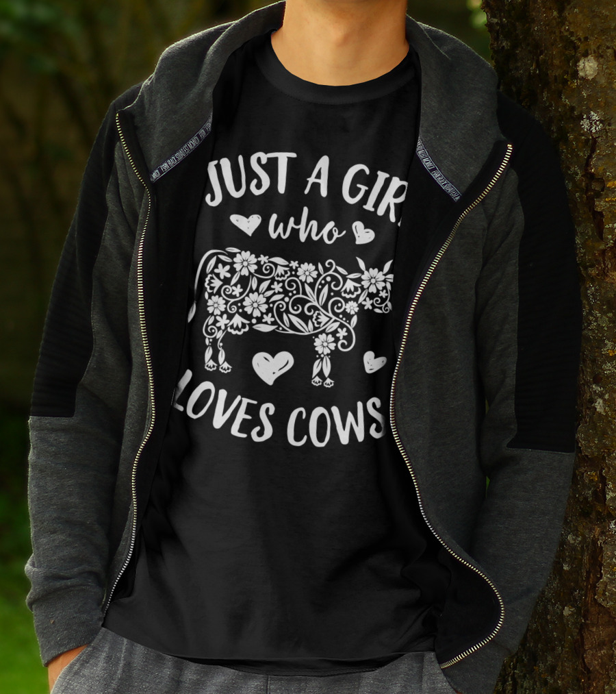 Just A Girl Who Loves Cows Floral Cow Lover T-Shirt