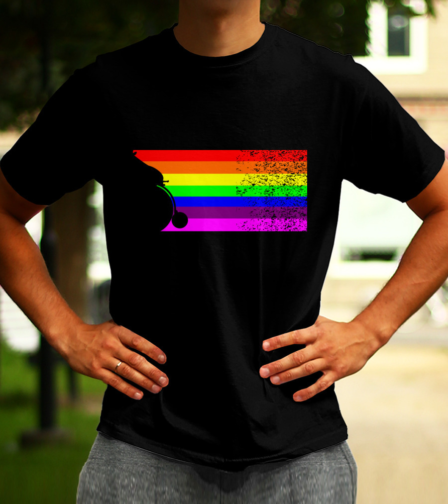 Giraffe Riding A Bike With Retro Rainbow Stripes T-Shirt