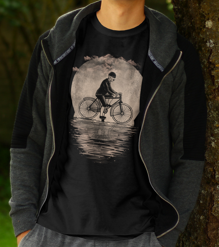 Live To Ride Cloudy Reflection Vintage Cyclist T-Shirt