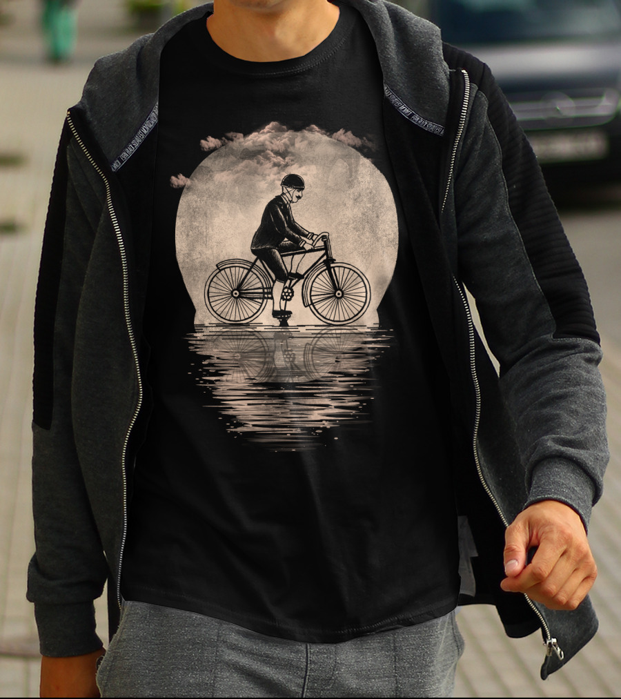 Live To Ride Cloudy Reflection Vintage Cyclist T-Shirt