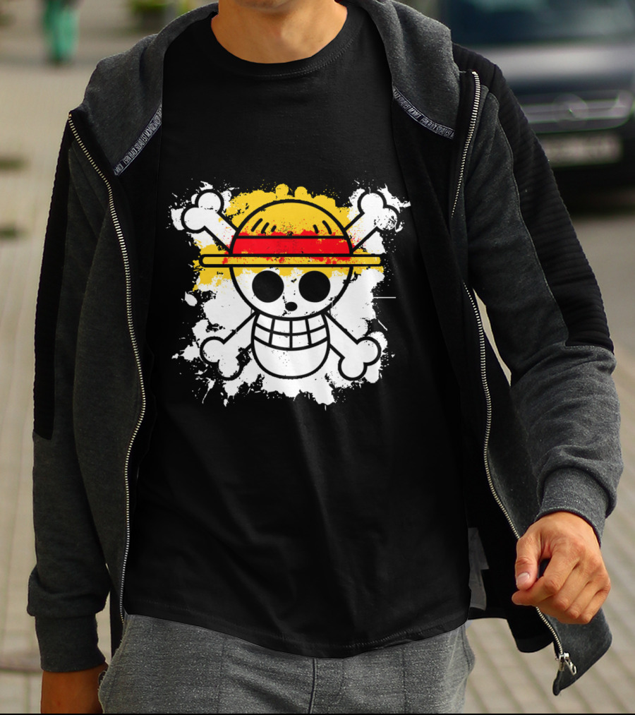 Straw Hat Pirates Jolly Roger Skull Emblem One Piece Anime T-Shirt